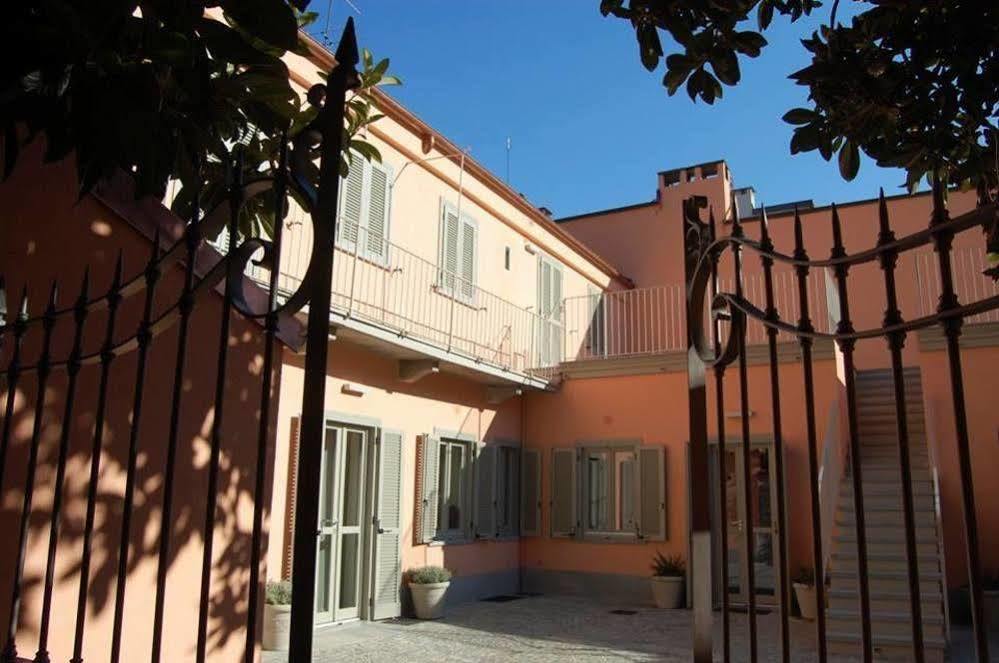 Residenza Il Nespolo - Estella Hotel Collection Торино Екстериор снимка